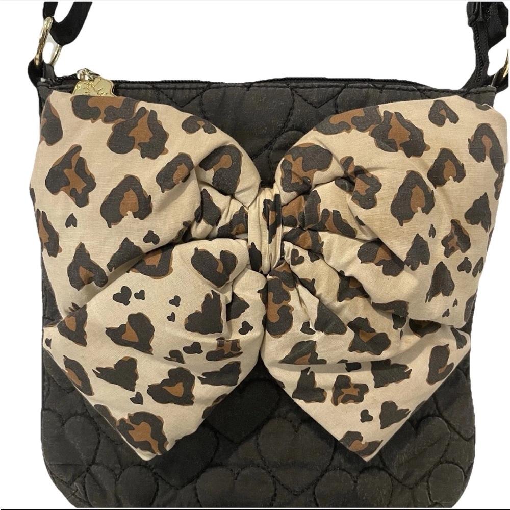 Betsey Johnson Black Hearts Quilted Crossbody or Shoulder Bag Purse Leopard Bow